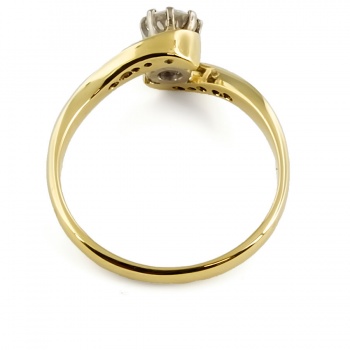 18ct gold Diamond Ring size M
